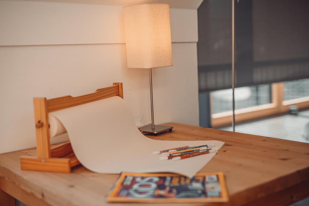 Eco Boutique Hotel Ams Beagle Μπλεντ Εξωτερικό φωτογραφία